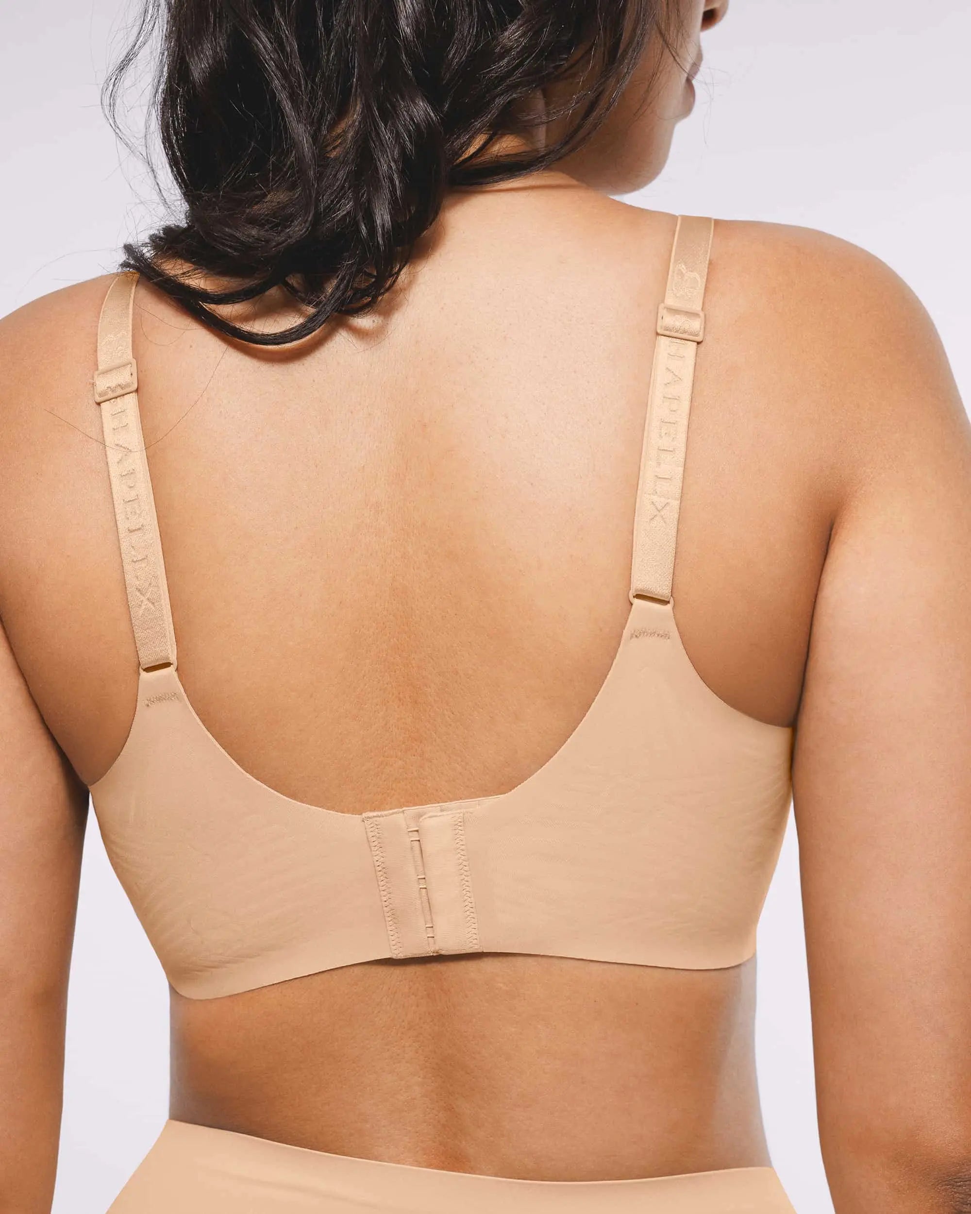 Bare Essentials™ Cream Touch™ Smoothing Wireless Bra