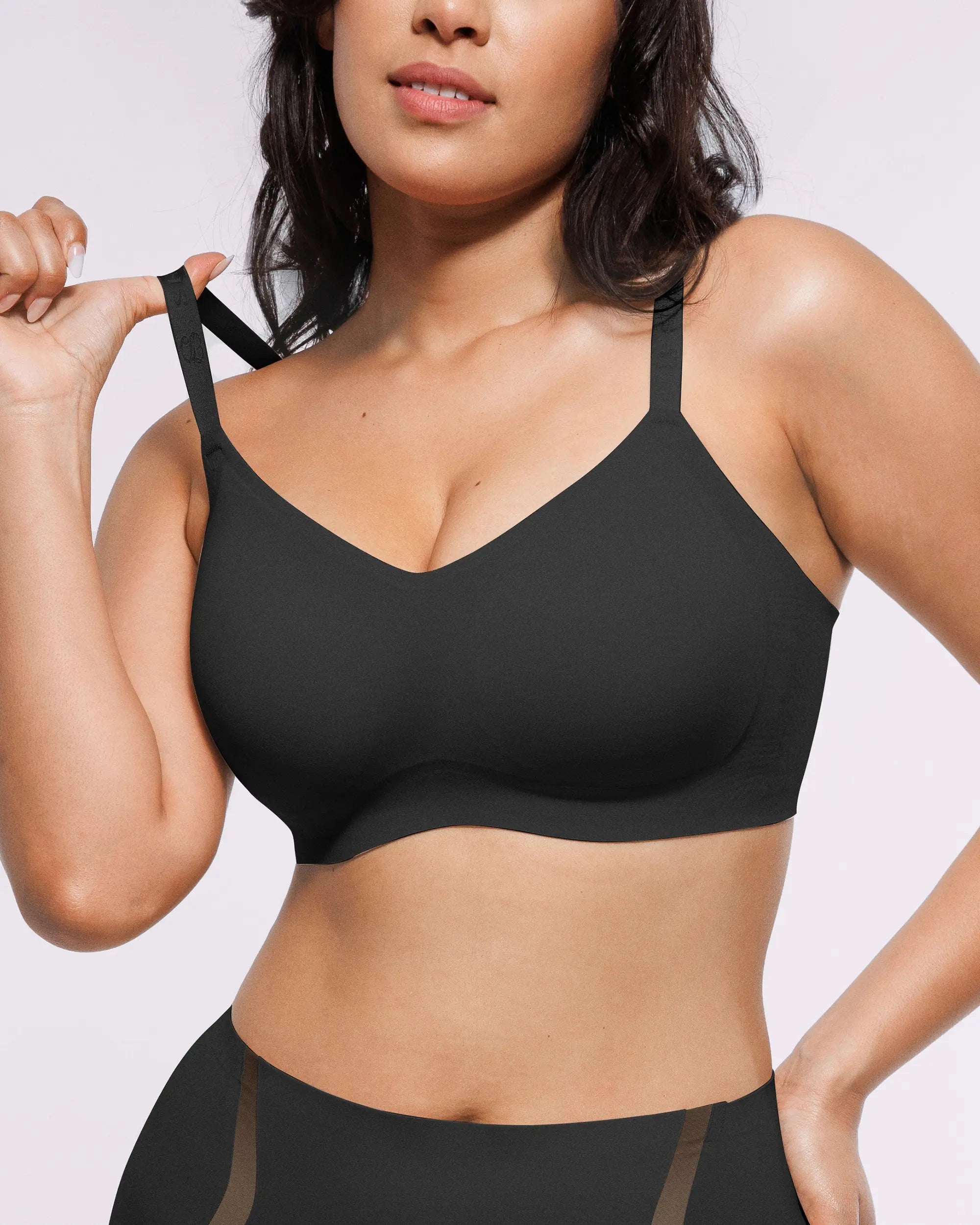 Bare Essentials™ Cream Touch™ Smoothing Wireless Bra