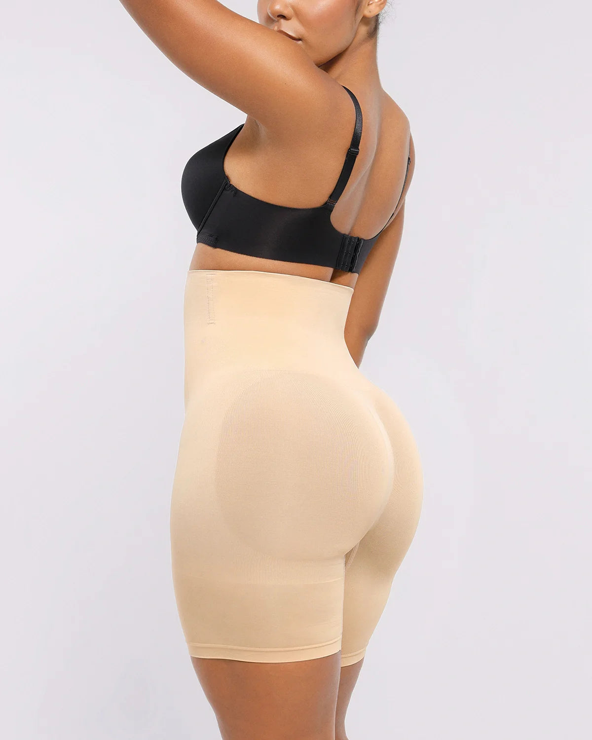 Bare Essentials™ Skin Flow Everyday Shaping Short