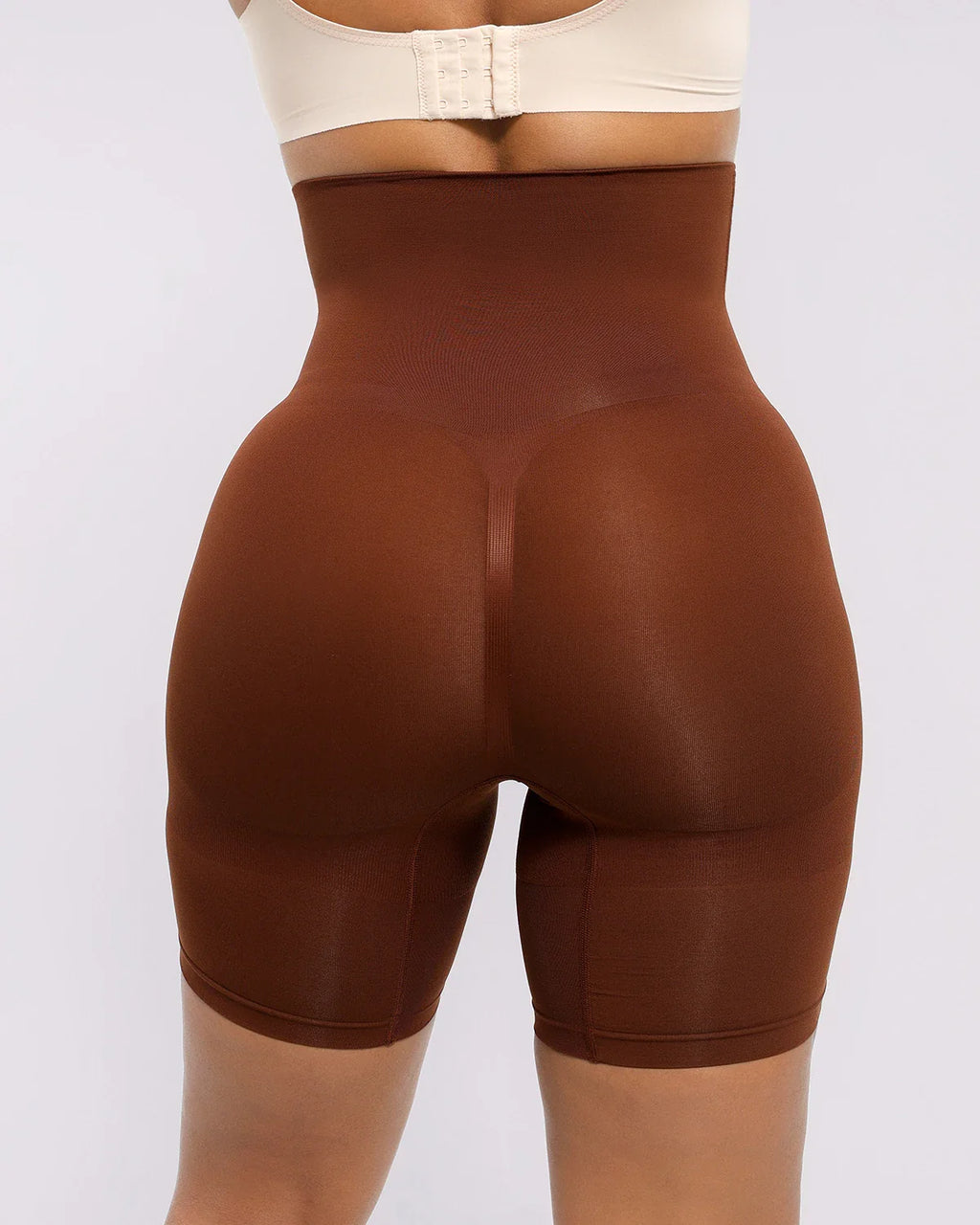 Bare Essentials™ Skin Flow Everyday Shaping Short